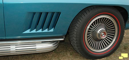 1967 Corvette five section front fender louvers and modified knock-off wheels