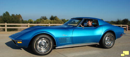 1971 Corvette C3 Coupe in Nassau Blue