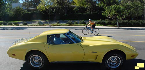 1974 Chevrolet Corvette C3 Coupe in Bright Yellow