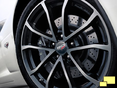 2013
Chevrolet Corvette convertible special edition wheel