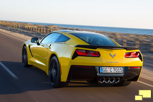 Chevrolet Corvette C7 Stingray Coupe in Velocity Yellow