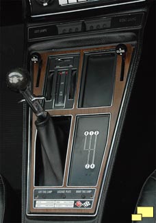 1970 Chevrolet Corvette shift console